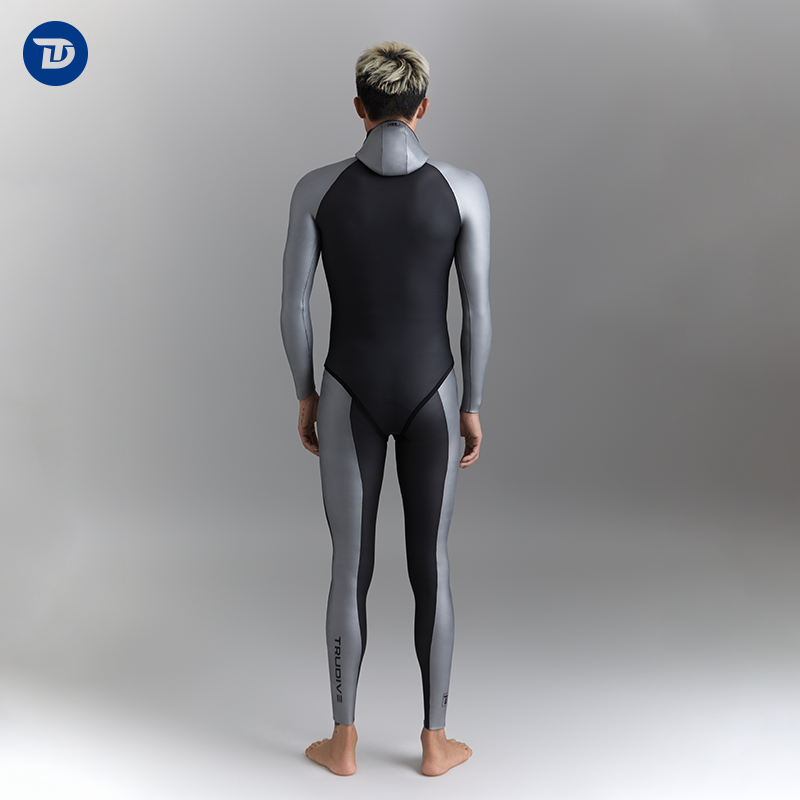 2 - Photo - Men's Glide Skin NightElf Wetsuit 3mm - model 2